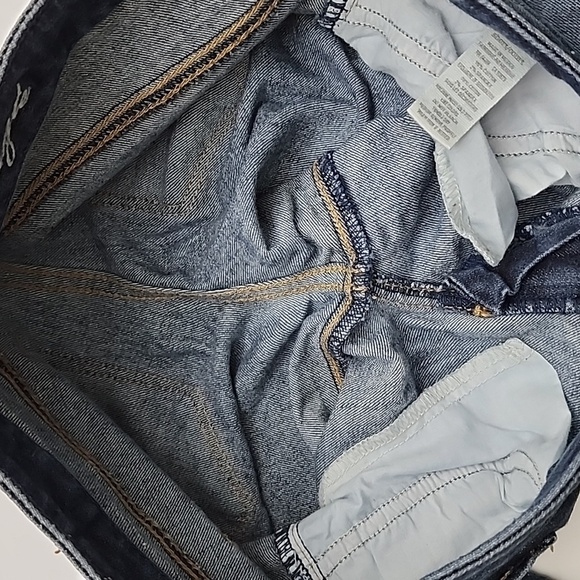 American Eagle Women's Stretch Skinny Denim Blue Jean Size 2 Short - Picture 6 of 15